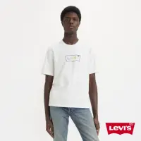 在飛比找momo購物網優惠-【LEVIS 官方旗艦】男款 短袖T恤 / 白色 / 彩色L