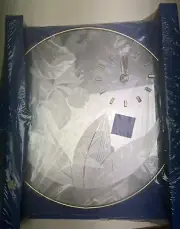 Vintage Quartz Battery Operated 1970s Mirror Clock