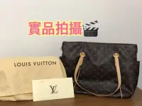 在飛比找Yahoo!奇摩拍賣優惠-╭＊潔ㄦ小舖＊╮ - ＊LOUIS VUITTON＊經典Mo