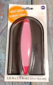 Wilton Fondant Smoother - BRAND NEW