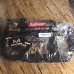 SUPREME 腰包