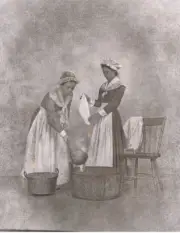 Hendrickson Original Photo B&W MAIDS PREPARE A BATH FOR THE LADY Washtub 11x14"