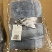 Saranoni Storm Cloud Luxury Large Blanket. 30" x 40" Baby Receiving