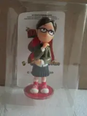 Despicable me Margo 3.5 " yellow figure Universal studios HARD TO FIND new