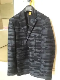 在飛比找Yahoo!奇摩拍賣優惠-CERRUTI 1881正品義大利男裝西裝外套