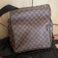 在飛比找蝦皮購物優惠-Louis Vuitton LV 咖啡棋盤格側背包