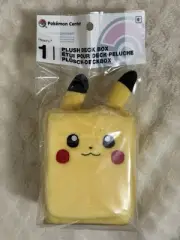 Pokemon TCG: Pikachu Plush Deck Box