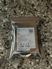 *LOT 6* Seagate BarraCuda 5TB ST5000LM000 15mm 5400RPM SATA 2.5" DRIVES *NEW*