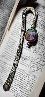 BOOKMARK Metal Bookmark Cats with Fish Pattern, In Gift Box NEW