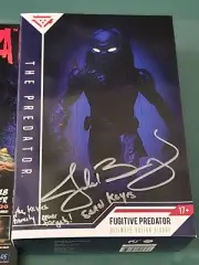 Neca SIGNED The Predator ULTIMATE Fugitive FIGURE (JAKE BUSEY)
