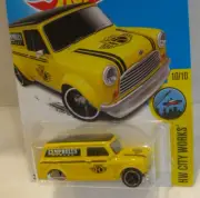 HOT WHEELS ERROR ~'67 AUSTIN MINI VAN NO REAR WHEELS~