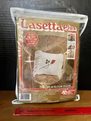 Lasetta Plus Roses In Bloom Pillow Kit #L52 Nation Yarn Crafts Vtg 1985 Sealed