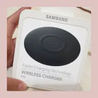 在飛比找蝦皮購物優惠-原廠 三星 Samsung 無線閃充充電座