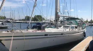 Great fun Friends and Families stay only or learn to sail away near Amsterdam in Hoorn