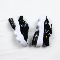 在飛比找Yahoo!奇摩拍賣優惠-NIKE AIR MAX KOKO SANDAL 黑白 氣墊