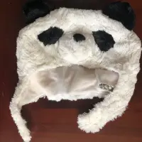 在飛比找蝦皮購物優惠-兒童 保暖帽 二手極新 熊貓 毛絨絨帽 貓熊 兒童造型保暖帽
