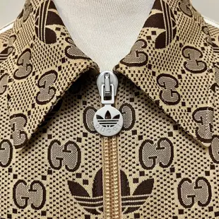 Gucci X Adidas聯名 滿版Logo翻領運動外套 S號