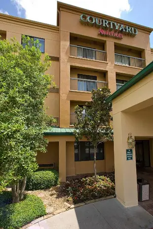 Courtyard by Marriott Houston Sugar Land/Stafford