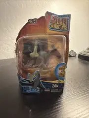CN Mattel The Secret Saturday’s 2009 Zon Cryptid. NEW. Minor Box Damage