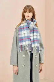 Checked Merino Wool Scarf Australia– Crafted From 90% Merino, 10% Alpaca, Purple Plaid