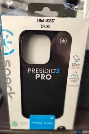 Speck Apple iPhone 15 Pro Presidio 2 Pro with MagSafe -TEMPERED GLASS