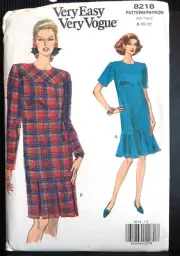 Vogue Patterns 8218 Very Easy Very Vogue size 8-10-12 uncut