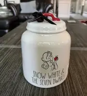 Snow White And The Seven Dwarfs Canister Cookie Jar Rae Dunn Disney NWT