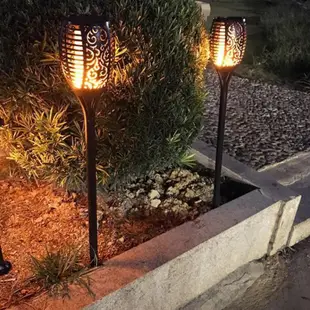 實用的 Led 太陽能火焰燈戶外感應花園庭院插頭燈