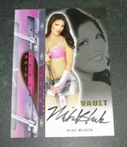 2012 Benchwarmer MIKI BLACK Vault #41 Black Ink Autograph PLAYBOY Trashy Sexy