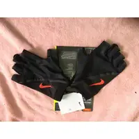 在飛比找蝦皮購物優惠-NIKE 男用動態訓練 手套 按標籤價近6折 售590元 健