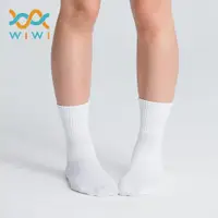 在飛比找ETMall東森購物網優惠-【WIWI】MIT發熱抑菌按摩中筒襪(純淨白 女M-L)