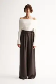 Alexa Knit Top Ivory Size 10 | Elka Collective