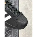 ADIDAS_SHOES 男士 SUPERSTAR JUNIOR 滑板鞋男女通用黑色 (ETA: 2022-07-05)
