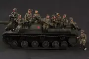 SOVIET RED ARMY 10 green Soldiers Only Tank is not included 1/72 Resin model Set