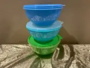 New Tupperware Beautiful Colors Set 3 Wonderlier Mixing Nesting Bowls