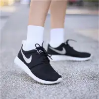 在飛比找蝦皮購物優惠-保證正品✨ nike roshe one BG 輕量 慢跑鞋