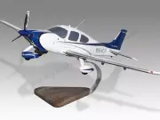 Cirrus SR22 Platinum Desk Wood Airplane New Model Large Scale 1/32