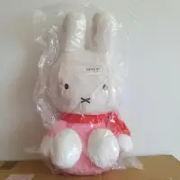 在飛比找蝦皮購物優惠-日本 景品 米菲 抱枕 娃娃 玩偶 抱枕毯 miffy 米飛
