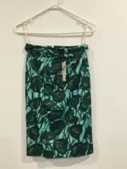 Brand new with tags Gorgeous Green Roses Alannah Hill skirt size 8 (suit s)