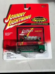 Johnny Lightning Topper Series Flame Out d8