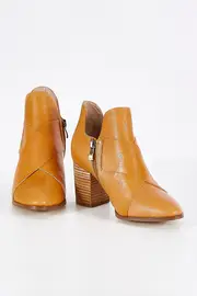 Manee Ankle Boot--WAL-MANEE