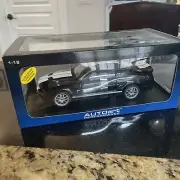 Diecast 1/18 AUTOart 2007 Mustang GT500