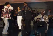 Lenny Kravitz Sheryl Crow Al Green & BB King during VH1 Concert of- Old Photo