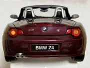 KYOSHO 1/18 BMW Z4 Maroon