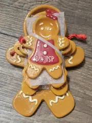 Gingerbread Man Measuring Spoon Set NEW Earthenware Holiday Time 4 Piece