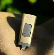 Flash-Drive Dual Storage for iOS & PC 128GB Gold NIB