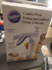 Wilton Comfort Grip Cookie Press New Open Box