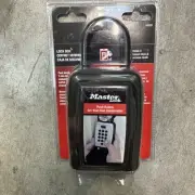 Master Lock 5422D Combination Push Button Portable Key Safe (B10)