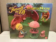 Strawberry Shortcake Herself the Elf & Friends Flower House Brand New in Box