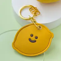 在飛比找momo購物網優惠-微笑檸檬門禁卡套鑰匙圈(皮套 鑰匙圈 磁扣套 感應卡套 悠遊